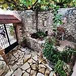 Panorea's Stone House Hébergement de vacances *
